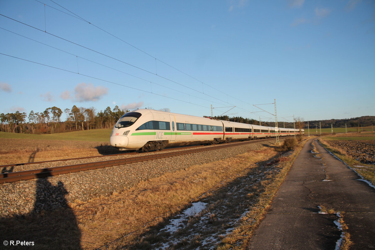 411 003  Paderborn  als ICE1284 Schwarzach ST.Vait - Hamburg Altona bei Oberdachstetten. 12.01.25
