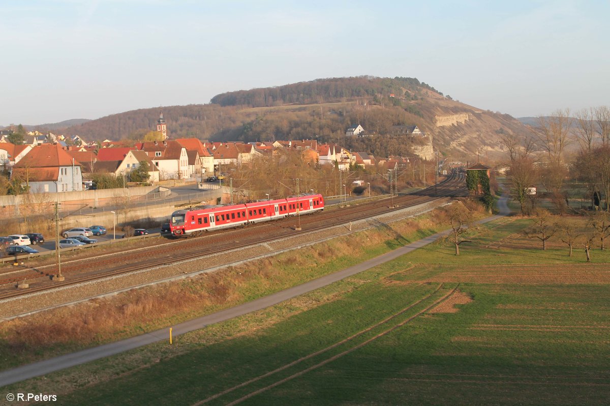 440 316-8 rollt als RB 58 Treuchtlingen - Gemünden in Retzbach-Zellingen ein. 16.03.17