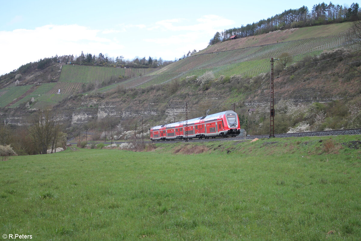 445 051 als RE54 RE4615 Frankfurt/Main - Würzburg bei Himmelstadt. 28.03.24