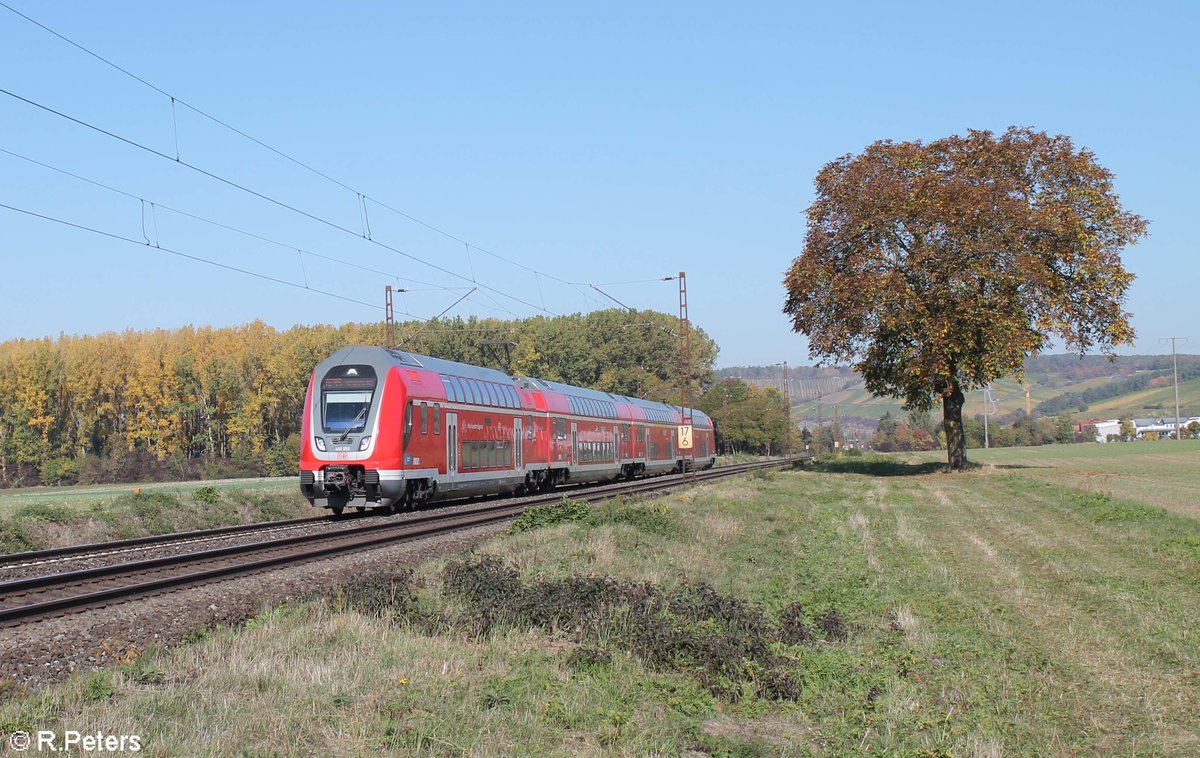 445 053-2 als RE55 RE4611 Frankfurt/Main - Würzburg kurz vor Retzbach-Zellingen. 13.10.18