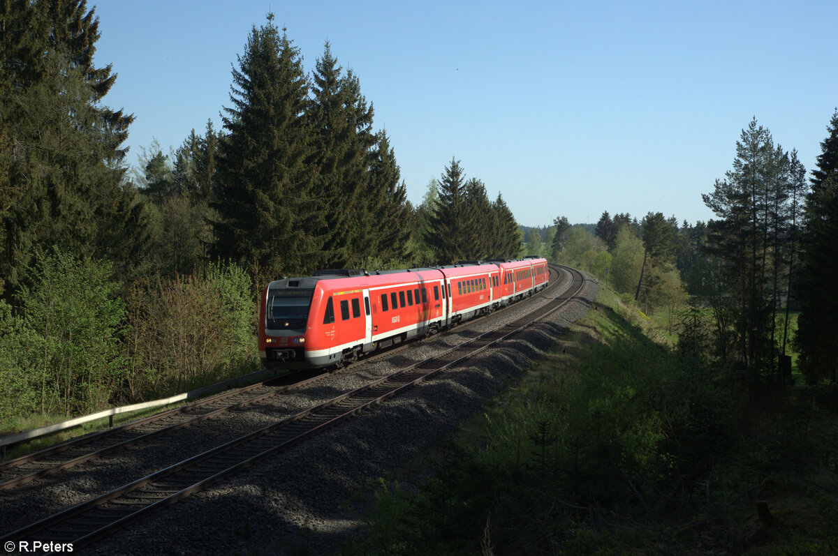 612 160-2 als RE31 RE3404 Hof - Nürnberg bei Röslau. 01.05.24