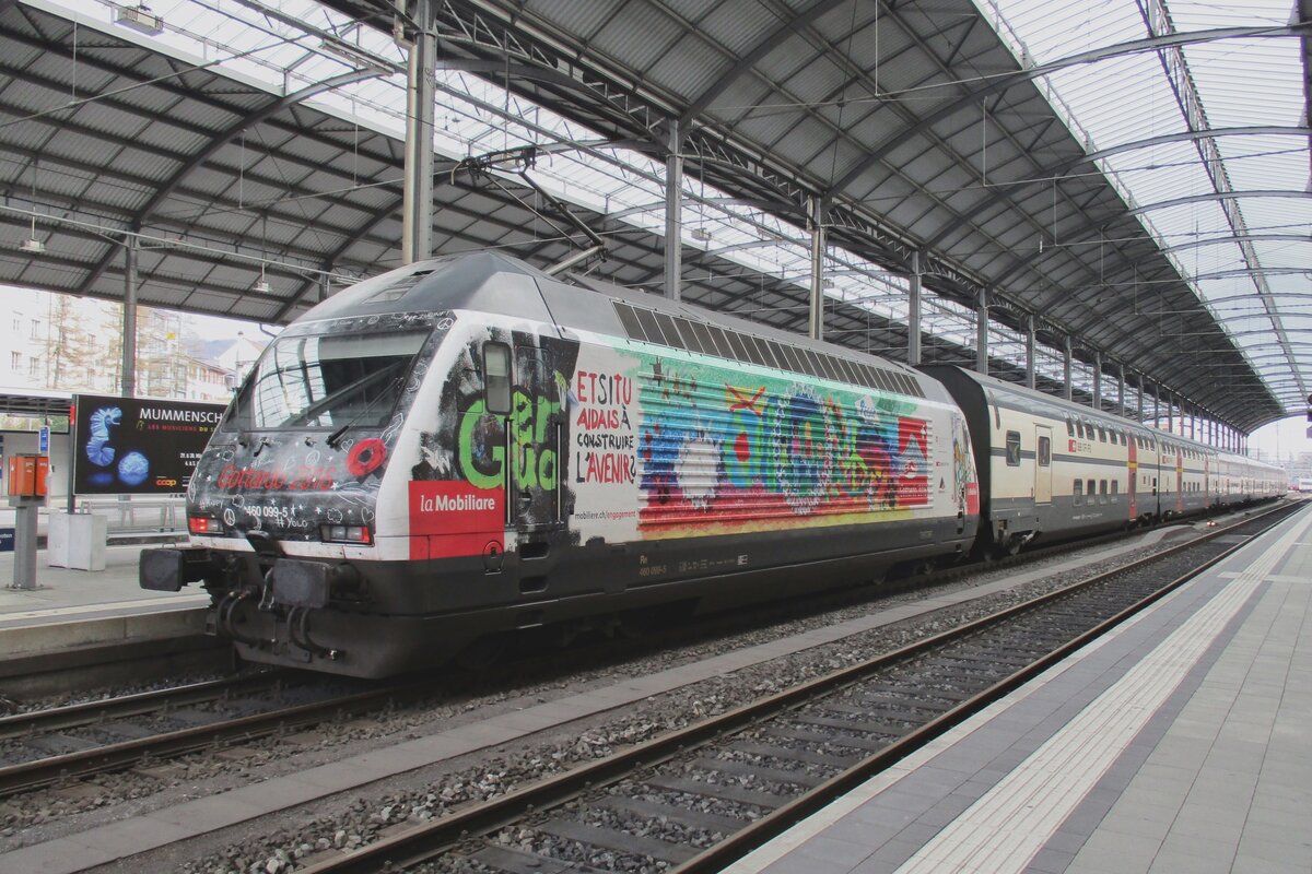 Am 24 M�rz 2017 steht 460 099 in Olten mit ein IC nach Romanshorn.