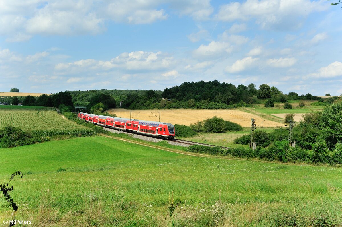 Der RE50 RE4861 Nürnberg - München bei Edlhausen. 21.08.21
