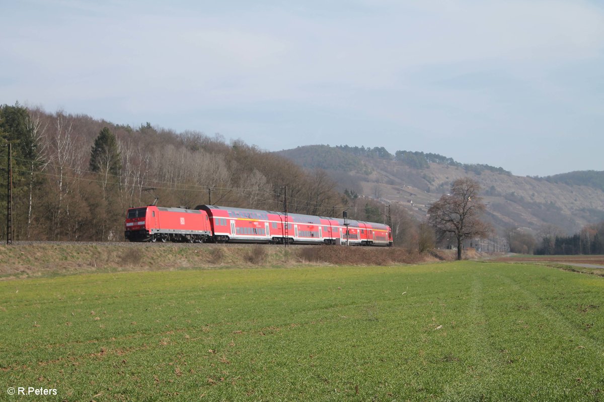 Nachschuss auf 146 240-7 die ihren RE 55 4609 Frankfurt/Main - Bamberg bei Harbach. 16.03.17