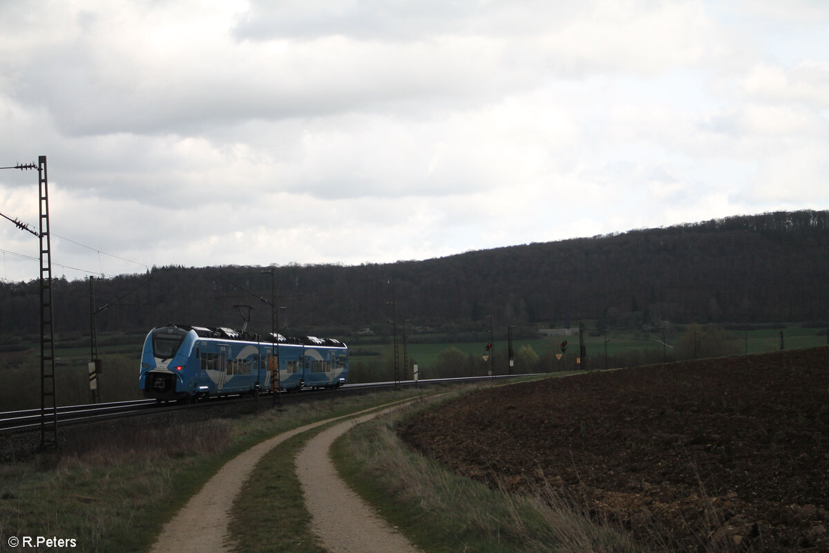 Nachschuss auf 2463 133-5 als RE80 57159 Würzburg - Treuchtlingen kurz vor ihrem Ziel. 23.03.24