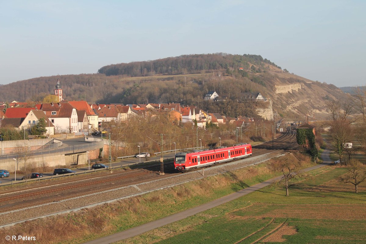Nachschuss auf 440 823 als RB 58059 Gemünden - Treuchtlingen beim verlassen von Retzbach-Zellingen. 16.03.17