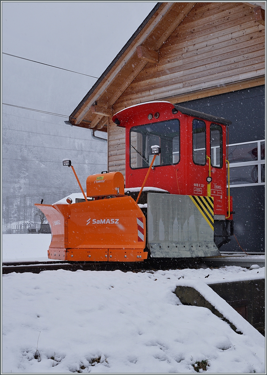 Noch liegt zu wenig Schnee, als dass die MIB X 10 zum Einsatz gelangen müsste. 

Innertkichen, den 16. März 2021