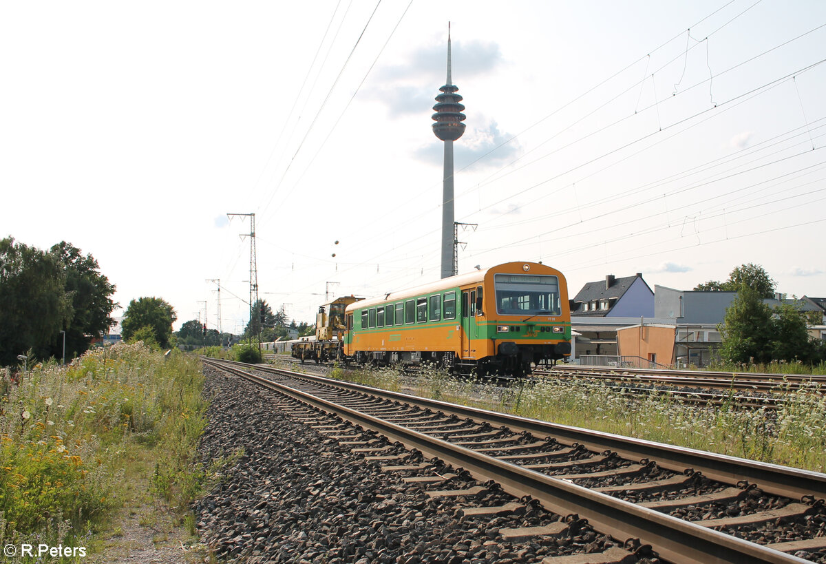 Thrales VT08 alias 625 008-5 mit einem Flachwagen in Nürnberg Hohe Marter. 24.07.24