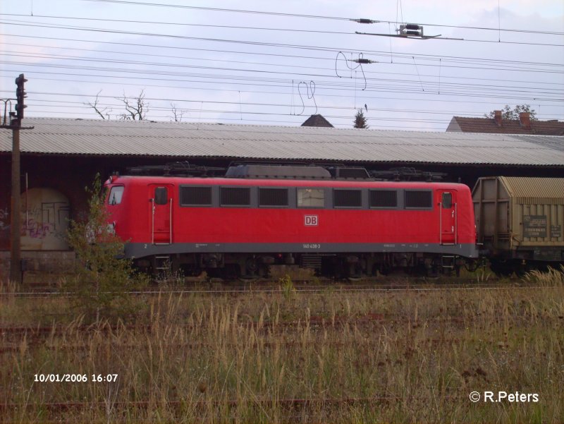 Am 1.10.06 stand 140 438-3 auch noch mit dem Gterzug in Eisenhttenstadt.