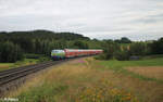 218 443 zieht den RE2 4857 Hof - München bei Lengenfeld.