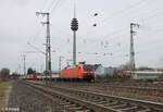 BR 152/847644/152-051-9-mit-einem-containerzug-in 152 051-9 mit einem Containerzug in Nürnberg Hohe Marter. 18.02.24