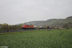 152 007-1 zieht bei Himmelstadt mit einem KLV Zug durch den Regen. 28.03.24