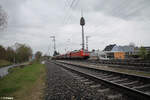 152 117-8 mit ein gedeckten Güterzug in Nürnberg Hohe Marter. 03.04.24