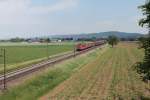 155 037-5 zieht bei Großsachsen-Heddesheim ein Opelzug gen Süden. 28.05.15