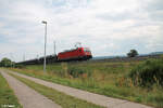 187 190 zieht mit ein Autotransportzug bei Zeil am Main in Richtung Würzburg.