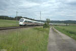 411 074  Hansestadt Warburg  + 411 009 als ICE 92 Wien - Hamburg bei Oberdachstetten.