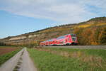 Nchschuss auf 445 045 als RE 55 4622 Bamberg - Frankfurt/Main bei Thüngersheim.