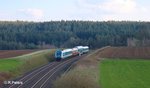 arriva-landerbahn-express-alex/490277/223-062-zieht-bei-neudes-den 223 062 zieht bei Neudes den ALX84110 München - Hof durch die Kurve. 14.04.16
