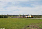 EVB/856461/159-231-9-zelos-mit-einem-holzzug 159 231-9 'Zelos' mit einem Holzzug nach Hängersberg bei Pölling. 28.04.24