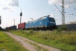 185 062-4 alias 482 032-0 zieht mit einem Containerzug durch Nürnberg Hohe Marter.