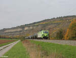 192 033 zieht bei Thüngersheim ein Kesselzug in Richtung Süden. 20.10.24