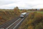 VT44 der Vogtlandbahn als Agilis Ersatz bei Unterthölau. 26.10.17