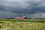 wfl-wedler-franz-lokomitivdienstleistungen-gbr/876208/re80-mit-steilwand-dosto-bei-uffenheim RE80 mit Steilwand Dosto bei Uffenheim. 27.05.24