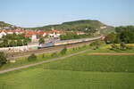 186 446-1 mit einem ARS Altmann bei der Durchfahrt in Retzbach-Zellingen.