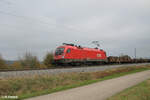 1016 027 zieht bei Pölling mit einem gemischten Güterzug in Richtung Nürnberg 26.10.24