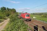 1116 256 mit einem gemischten Güterzug zwischen Erbach (Rheingau) - Hattenheim.