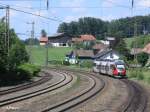 4023 001-3 verlässt Hellwang-Elixhausen mit der S2 Straßwaldchen. 13.06.09