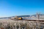 2159 256  GrainyDay  zieht den Slurry Kreideschlammzug kurz vor Marktleuthen in Richtung Hof. 29.12.24