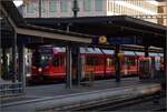 In Chur steht Capricorn ABe 4/16 3136 als Regionalzug nach Landquart parat.