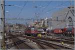 Der SBB RABe 523 028 erreicht als S5 24529 von Grandson kommend sein Ziel Lausanne.