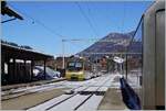 The MOB ABt 344 - Be 4/4 5004 - Bt 244 (->  Lenkerpendel ) erreicht von Zweisimmen kommend sein Ziel Lenk im Simmental.