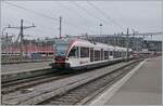 Der SBB RABe 520 015-4 erreicht Luzern und wird später nach Lenzburg zurück fahren.

30. Sept. 2020