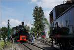 50 Jahre Blonay - Chamby; Mega Steam Festival: Bei den vielen Dampfloks auf der B-C herrschte natürlich bei der Bekohlung in Chamby regen Andrang. Und für die freiwilligen Mitarbeiter viel, gar nicht so vergnügliche, Arbeit.

Die SEG G 2x 2/2 105 wird bekohlt, die SBB G 3/4 der wartet bereits und im Hintergrund dampft die E 164 von  La Traction .  

19. Mai 2018