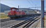 In Le Brassus angekommen werden Fans-u Wagen des Güterzugs 69701 von der Bm 4/4 18430 bzw.