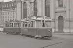 Die ehemalige Tramlinie 1 in Bern: Wagen 175 mit Anh�nger 204 neben der Heiliggeistkirche am Bahnhof.
