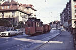 Ueberfuhr von der LEB in Lausanne Chauderon zur Umladestelle in Sébeillon: Tramwagen 751 bringt zwei gefüllte Zuckerrübenwagen von der LEB Station Lausanne Chauderon zur Umschlagstelle