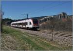 Der SBB RABe 522 207 ist als RE 18124 zwischen Les Verrieres und Pontralier kurz vor La Cluse et Mijoux auf dem Weg von Neuchâtel nach Frasne.