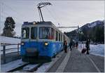 Der MOB ABDe 8/8 4001 VAUD als Regionalzug nach Gstaad -(Montreux) beim Halt in Saanenmöser,  durch die Trasseunterbrüche zwischen Gstaad und Chateau d'Oex wurden die bereits aus dem